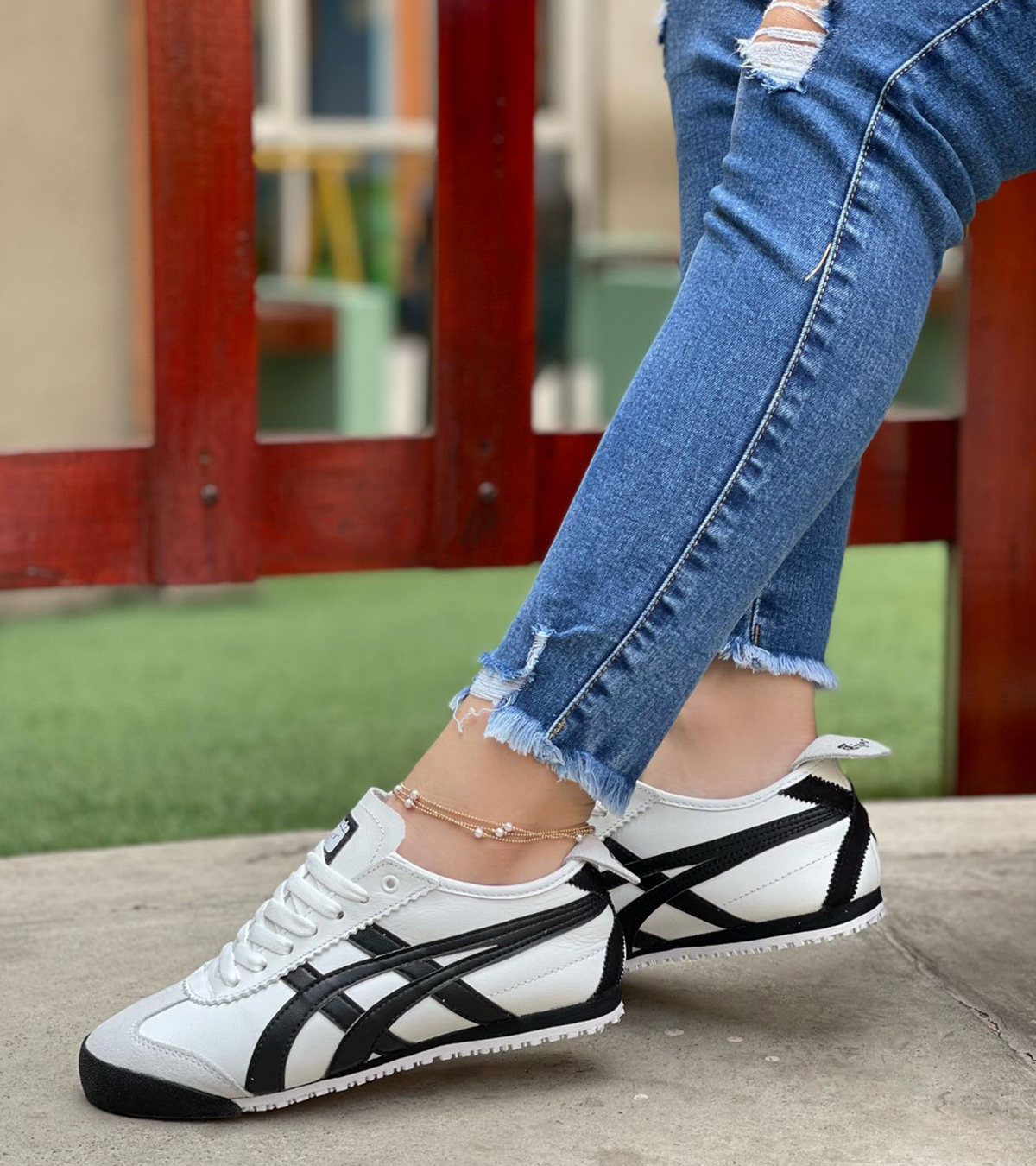 Onitsuka Tiger BLANCO NG – ROOZE - Main Image