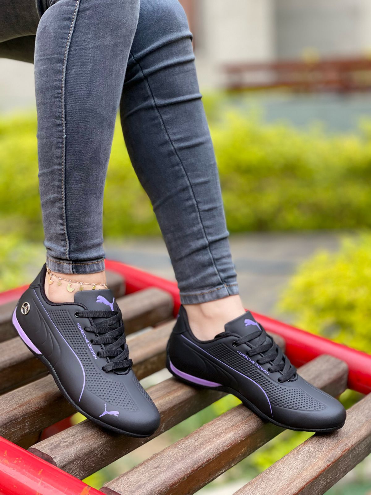 PORSCHE | Negro Morado