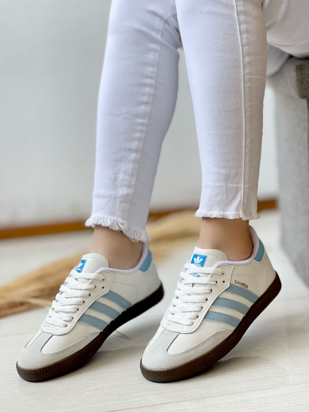 SAMBA - BLANCO CELESTE