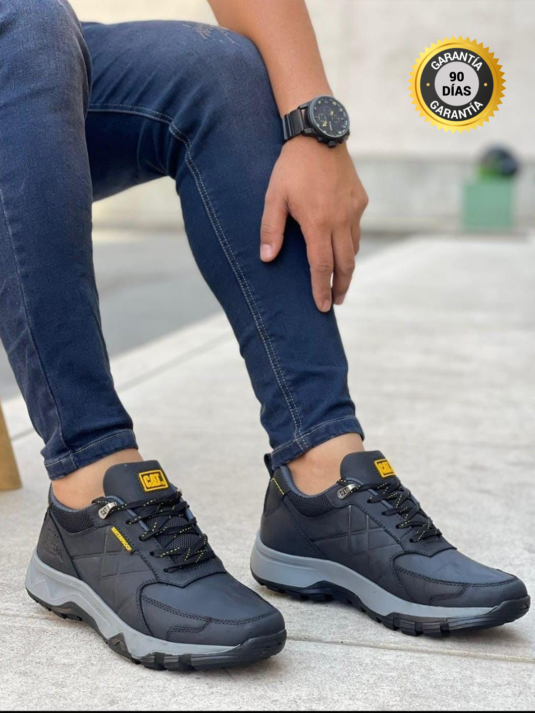 TRACKS SPORT - NEGRO Cuero Premium